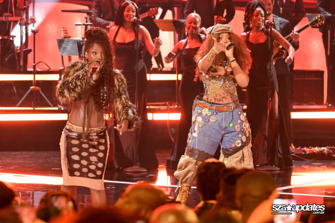 28.06 - SZA e Doechii performando no Bet Awards 2026