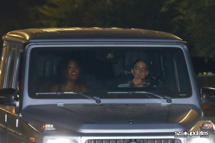 05.09 - SZA deixa sorridente a after-party do show de aniversário de Beyoncé.
