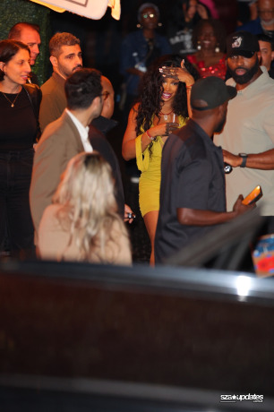 14.11 - SZA participa da festa GQ Men of the Year 2025, realizada no Chateau Marmont, em Los Angeles.