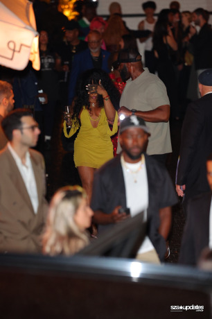 14.11 - SZA participa da festa GQ Men of the Year 2025, realizada no Chateau Marmont, em Los Angeles.