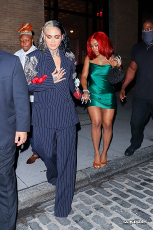 14.09 - SZA e Kehlani participam da after-party do Met Gala de Rihanna, em Nova York.
