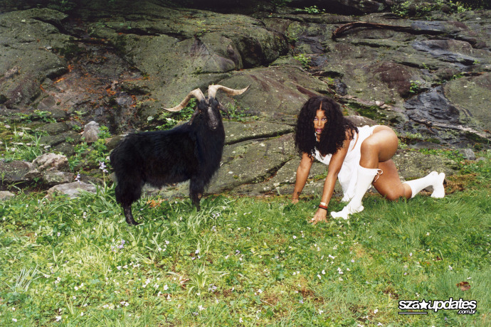 Interview Magazine - Verão 2025