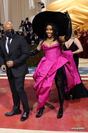 Chegando ao Met Gala “In America: An Anthology of Fashion”