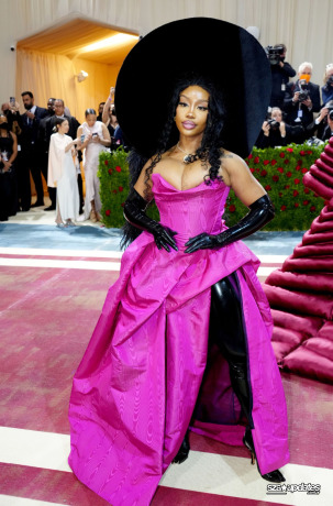 Chegando ao Met Gala “In America: An Anthology of Fashion”