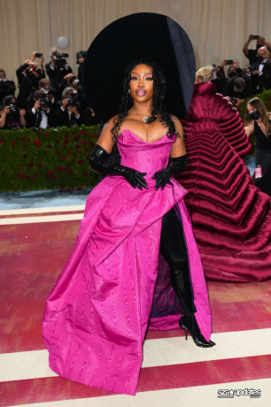Chegando ao Met Gala “In America: An Anthology of Fashion”