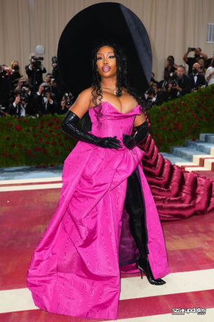 Chegando ao Met Gala “In America: An Anthology of Fashion”