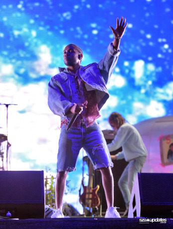 13.04 - Apresentação de SZA durante o Coachella Valley Music and Arts Festival, em Indio, CA..