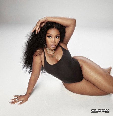 Strips Down in "Skims Underwear" Campaign - March 2023