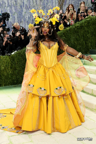 04.05 - The Met Gala “Costume Art”, realizado no Metropolitan Museum of Art em NY.