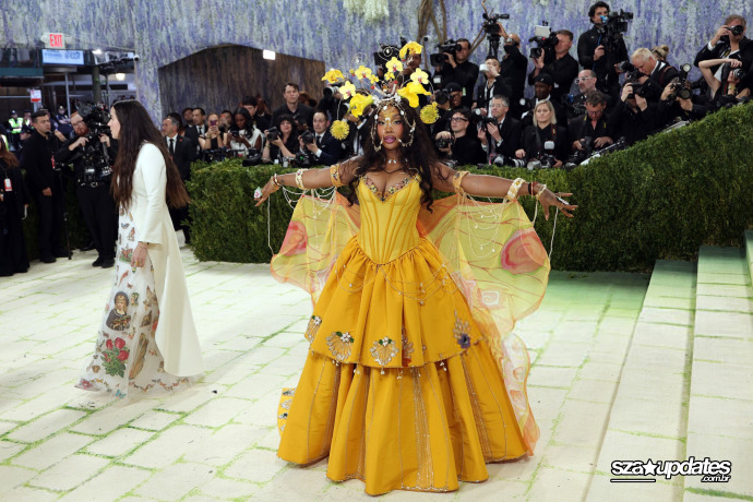 04.05 - The Met Gala “Costume Art”, realizado no Metropolitan Museum of Art em NY.