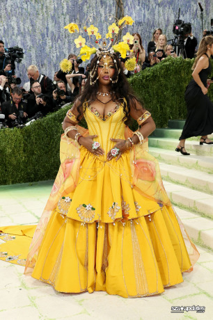 04.05 - The Met Gala “Costume Art”, realizado no Metropolitan Museum of Art em NY.