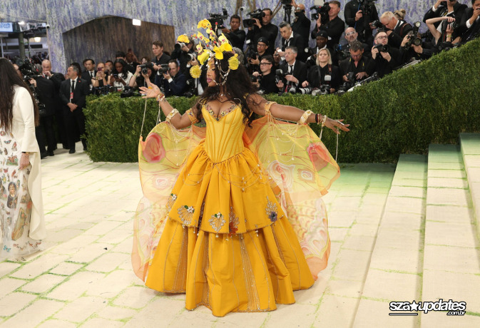 04.05 - The Met Gala “Costume Art”, realizado no Metropolitan Museum of Art em NY.