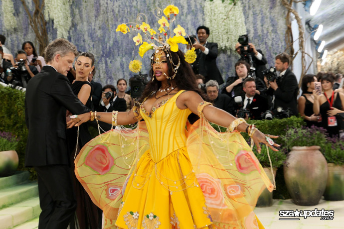 04.05 - The Met Gala “Costume Art”, realizado no Metropolitan Museum of Art em NY.