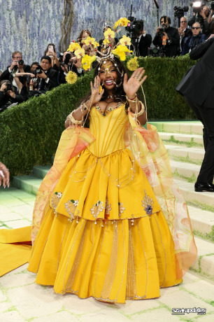 04.05 - The Met Gala “Costume Art”, realizado no Metropolitan Museum of Art em NY.