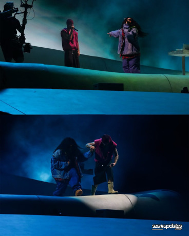 18.04 - SZA e Justin Bieber se apresentam no Coachella.