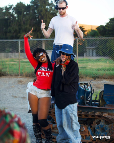 Video clipe de "Snooze"