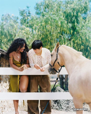Video clipe de "Snooze"
